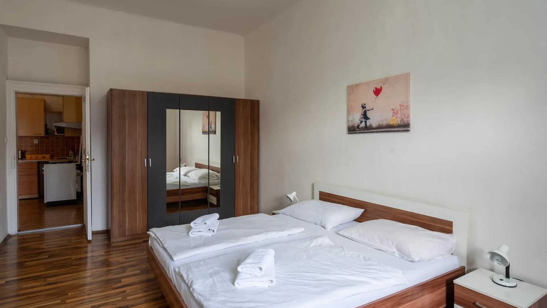 Downtown Apartments Praga