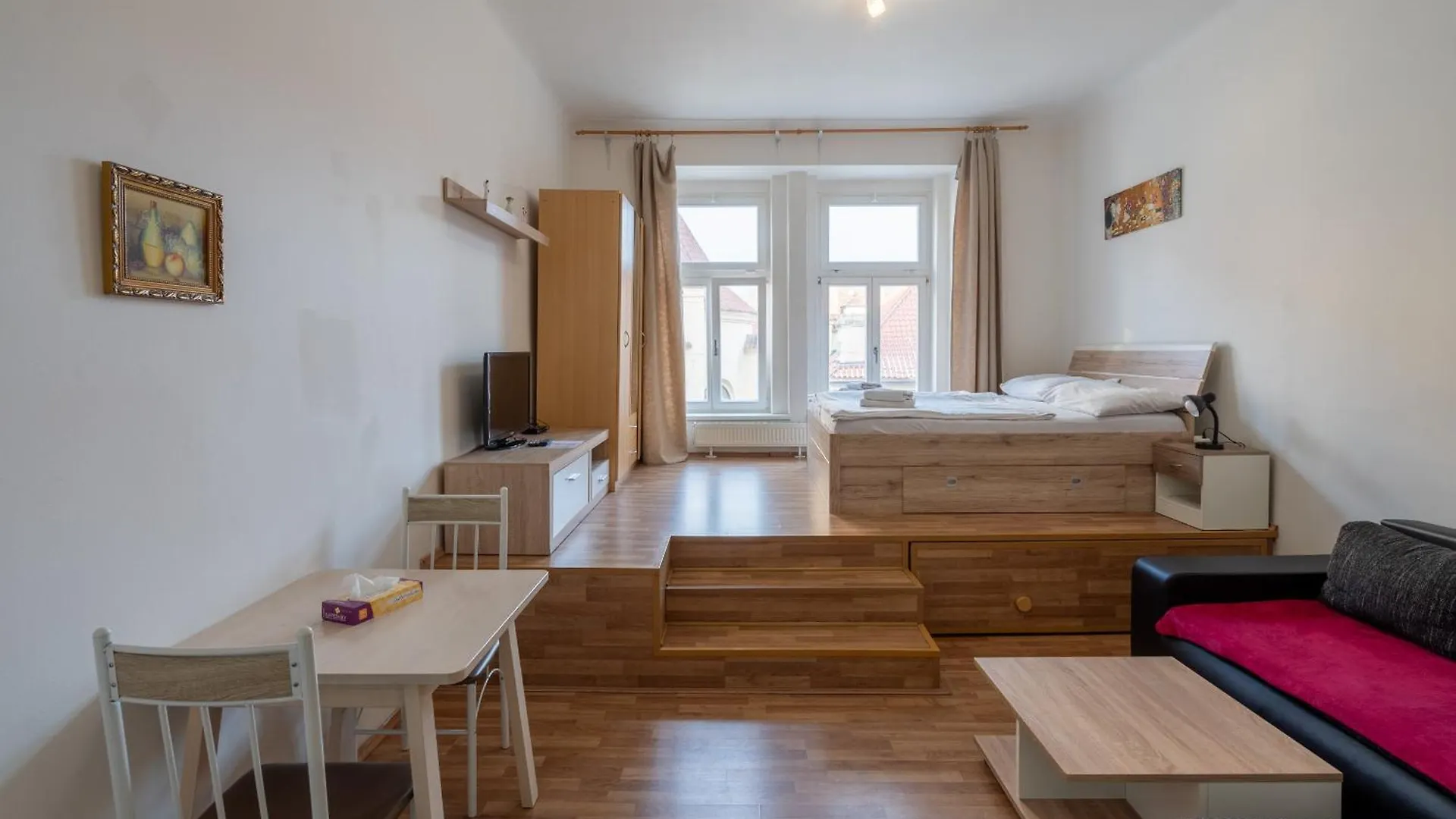 Downtown Apartments Praga