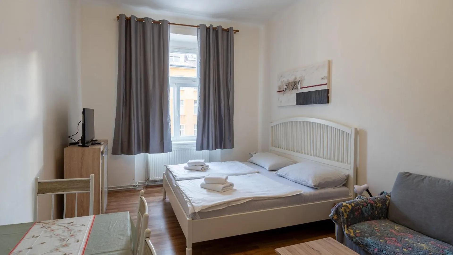 Downtown Apartments Praga